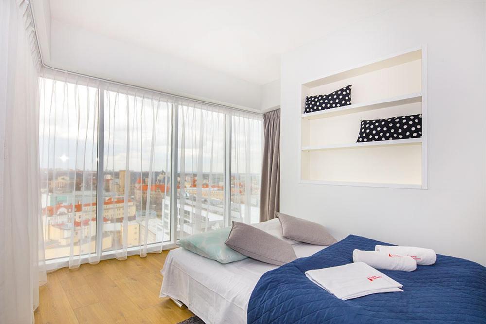Capital - Towarowa Apartment